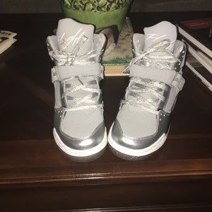 Girl High Top Air Jordan Flight sneakers 6.5Y