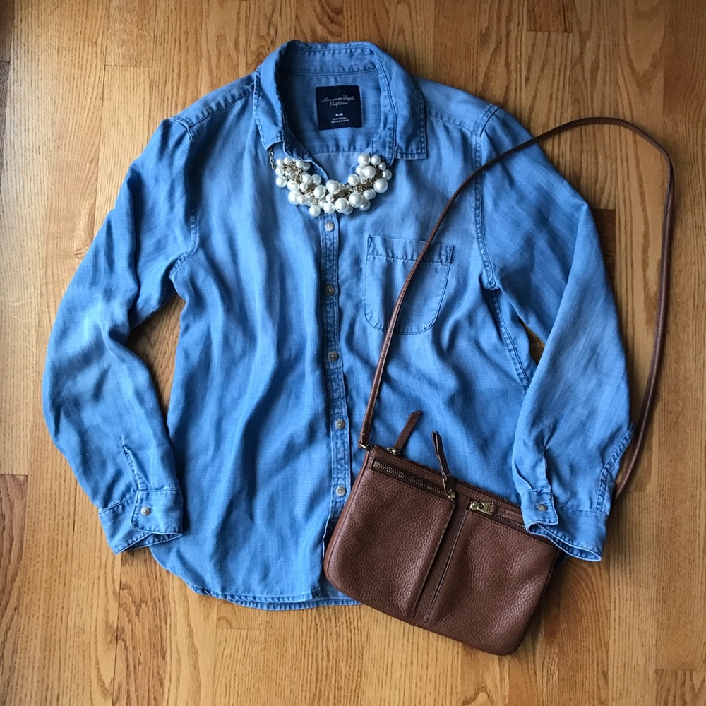 american eagle // chambray shirt