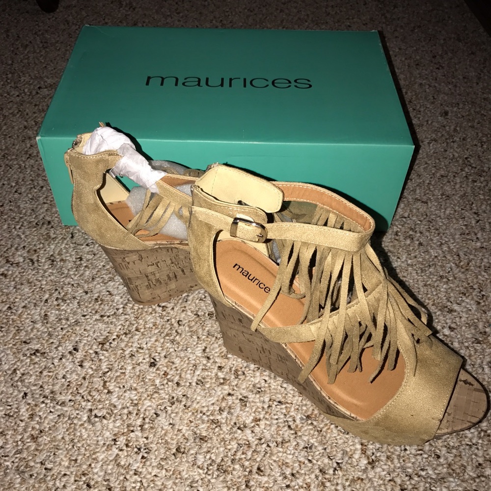 BRAND NEW Maurice's Wedges