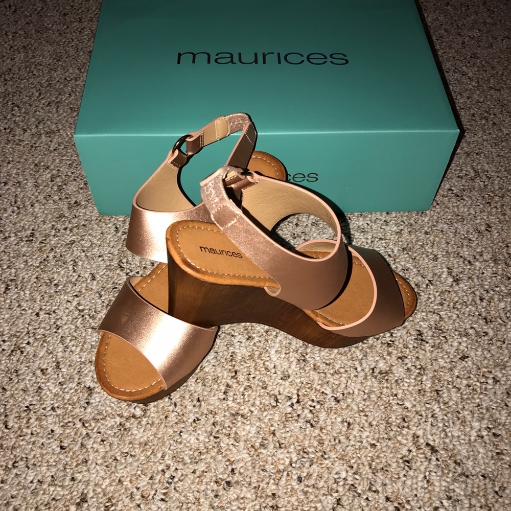 BRAND NEW Maurice's Wedges
