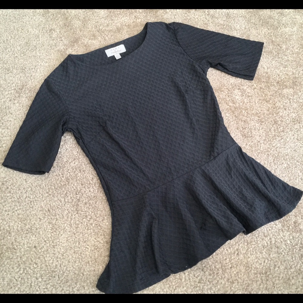 ✨Like New✨ Black Zara Peplum Top