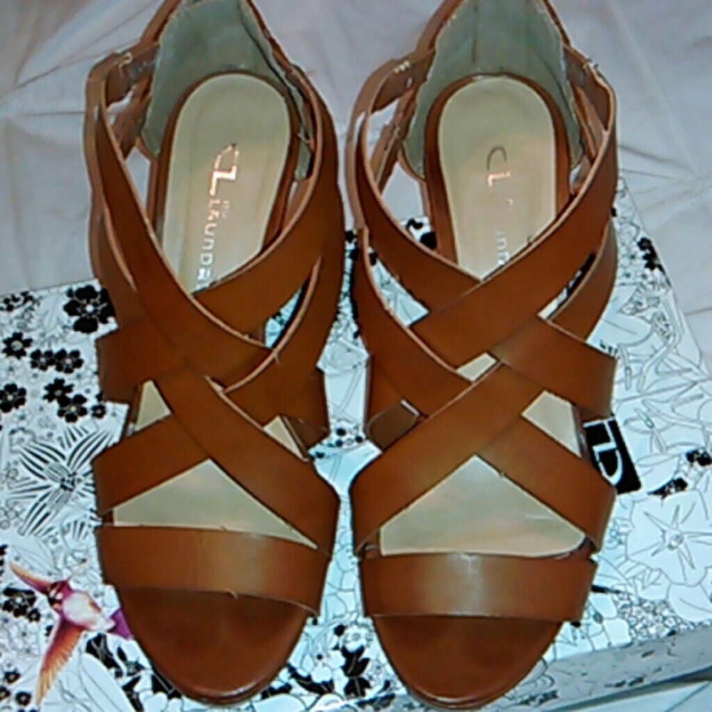Brown strappy sandals