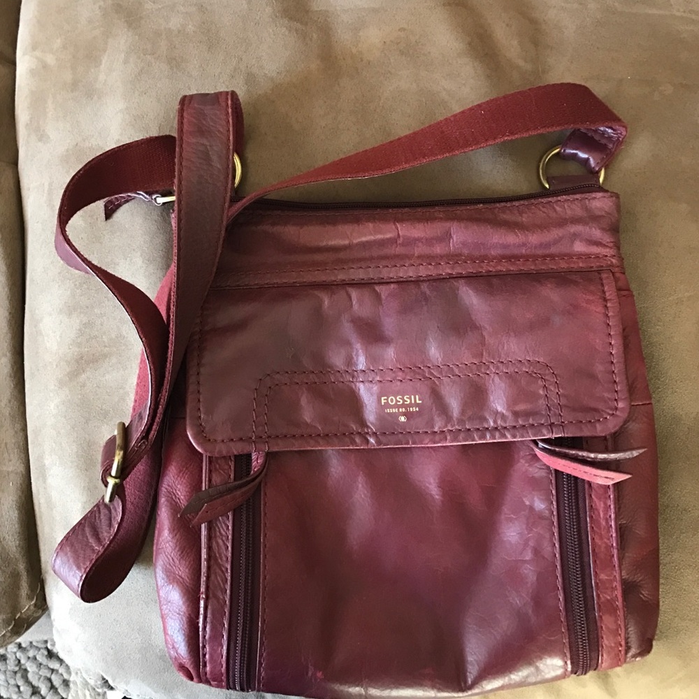 Fossil Cross-body Leather Purse in Maroon