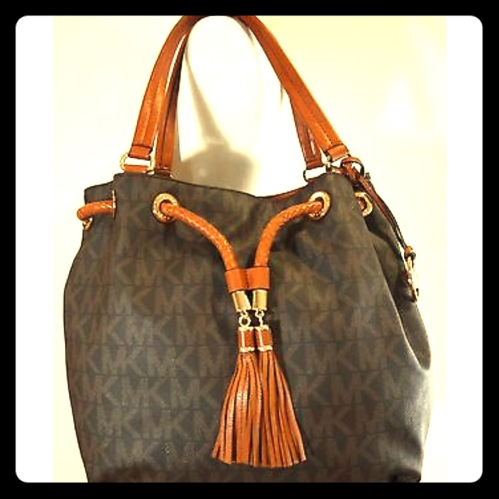 Michael Kors large jet set tote