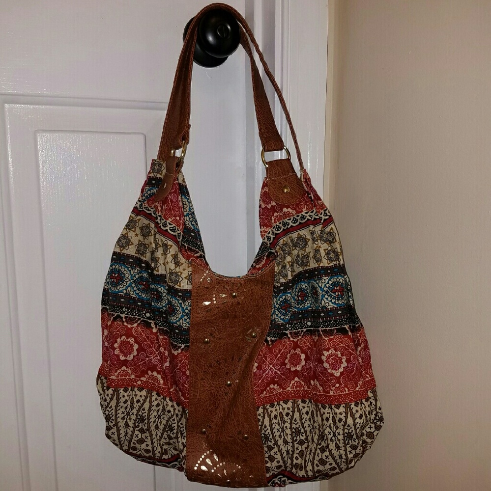 Hobo style purse