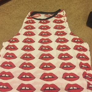 Lips Muscle Tank