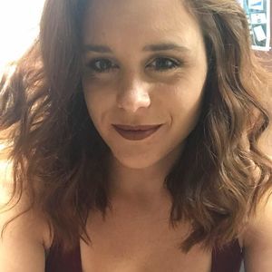 Meet your Posher, Casey