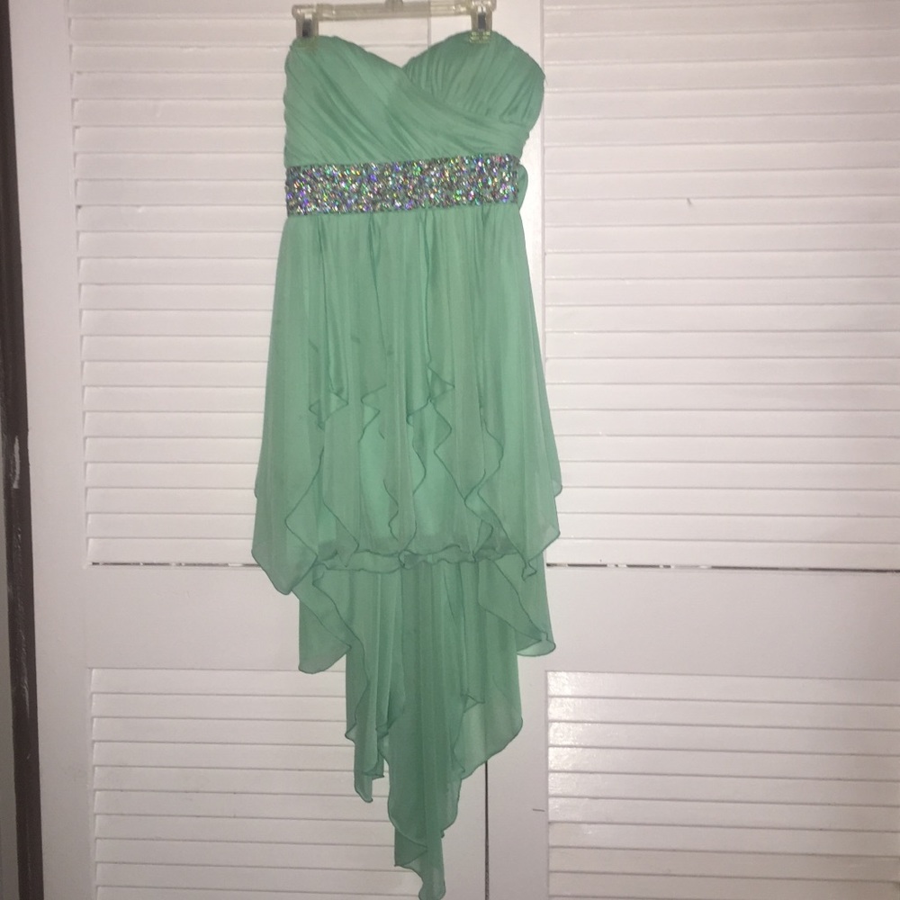 Sea foam green Hi-Lo homecoming dress