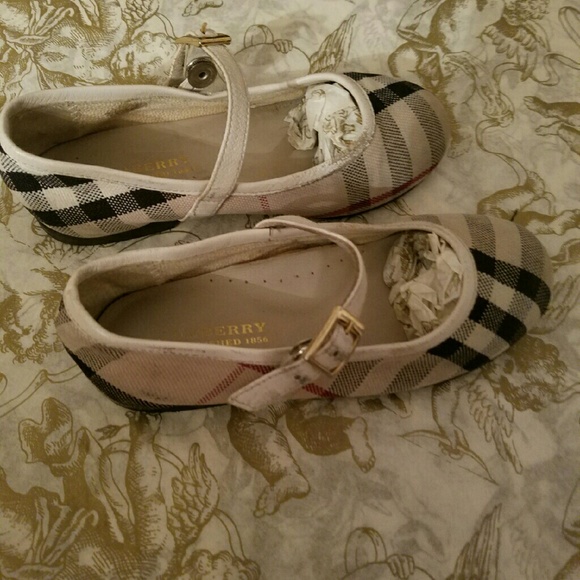 Sold on Ebay Burberry - Picture 2 of 4