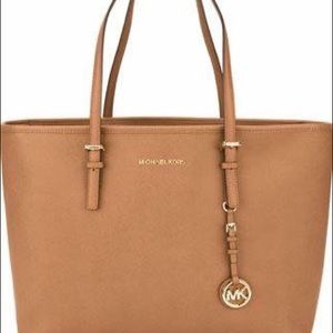 Michael Kors Medium Jet Set Tote 👜