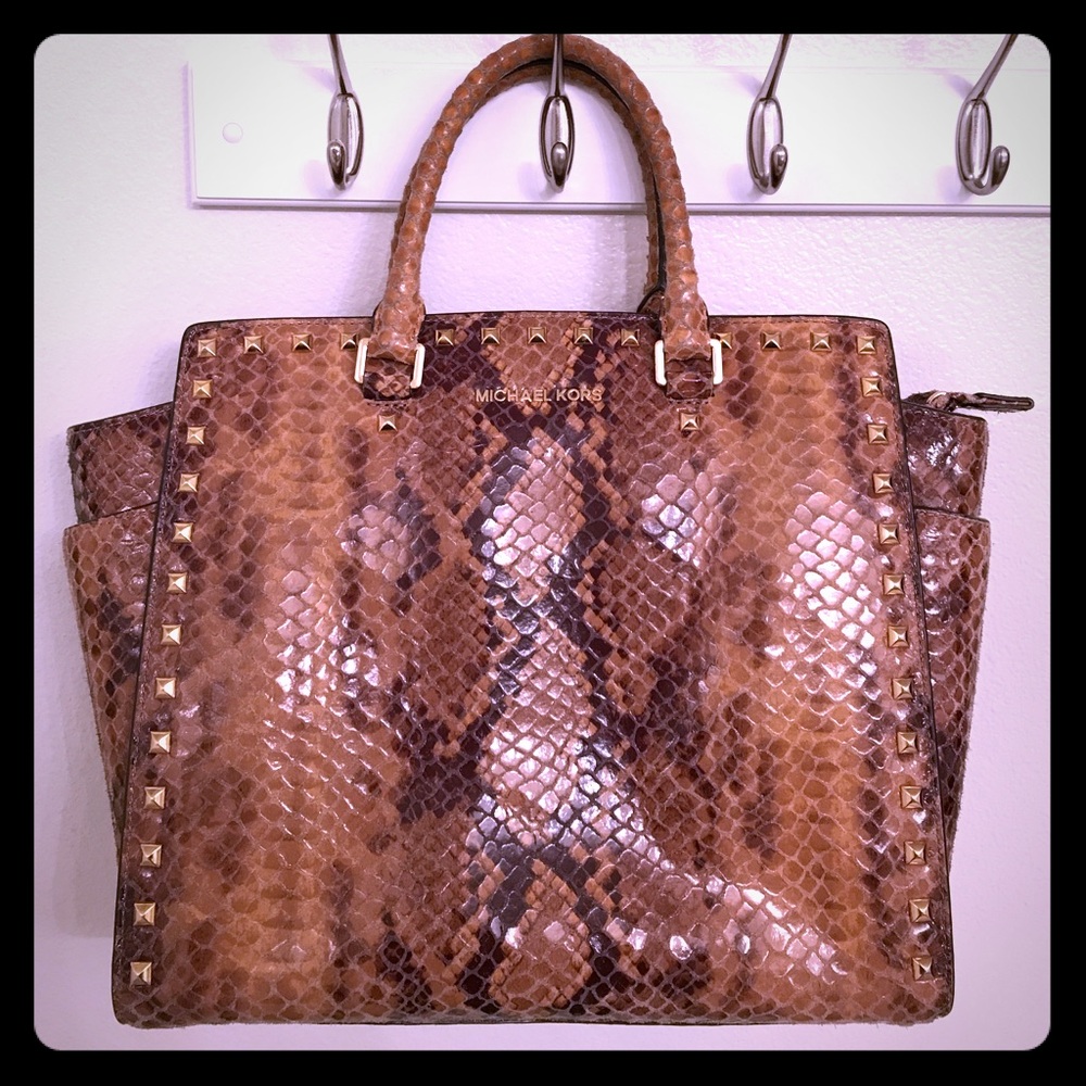Gorgeous MK Bag