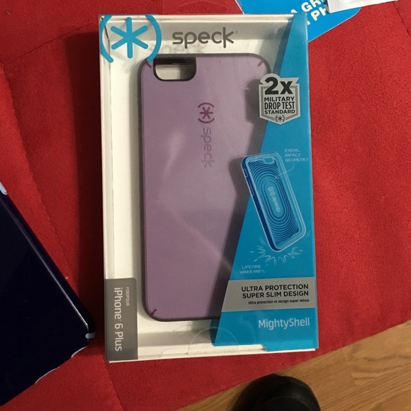 iPhone 6 Plus speck case - Picture 1 of 1