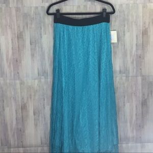 LuLaRoe Lucy Skirt