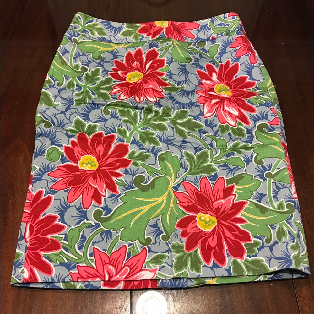 Floral pencil skirt