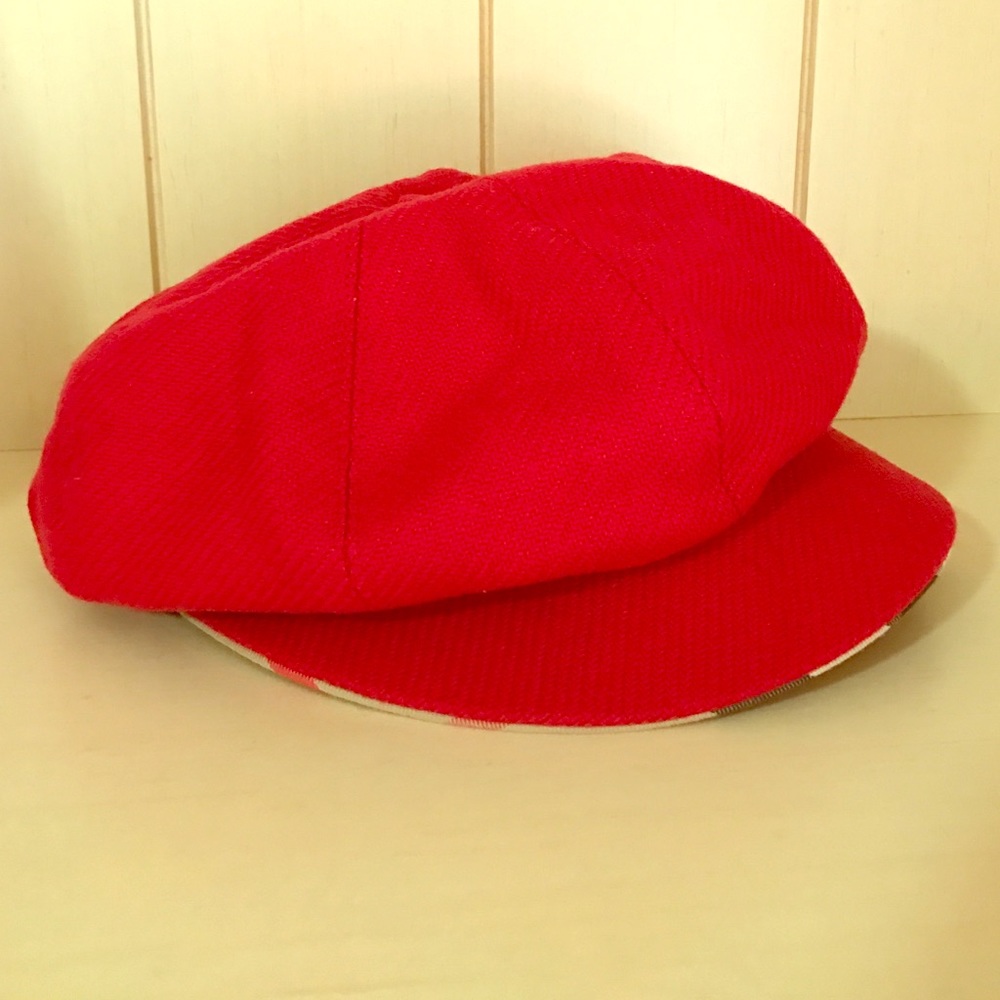 ⚜️Burberry Jude Cap in Red⚜️