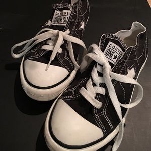 Converse one star
