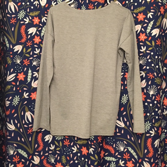 Heart tee❤️❤️❤️ - Picture 2 of 4