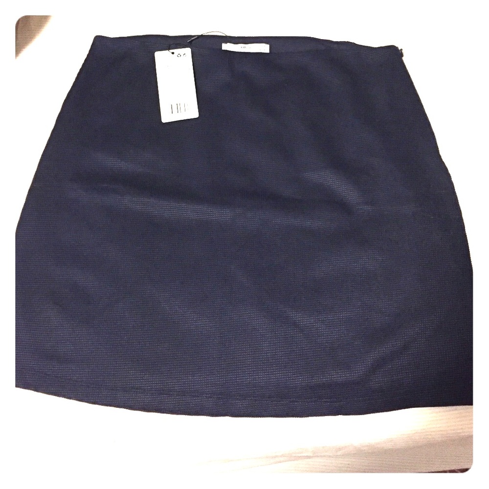 #Available till Friday# mini skirt- navy- US S