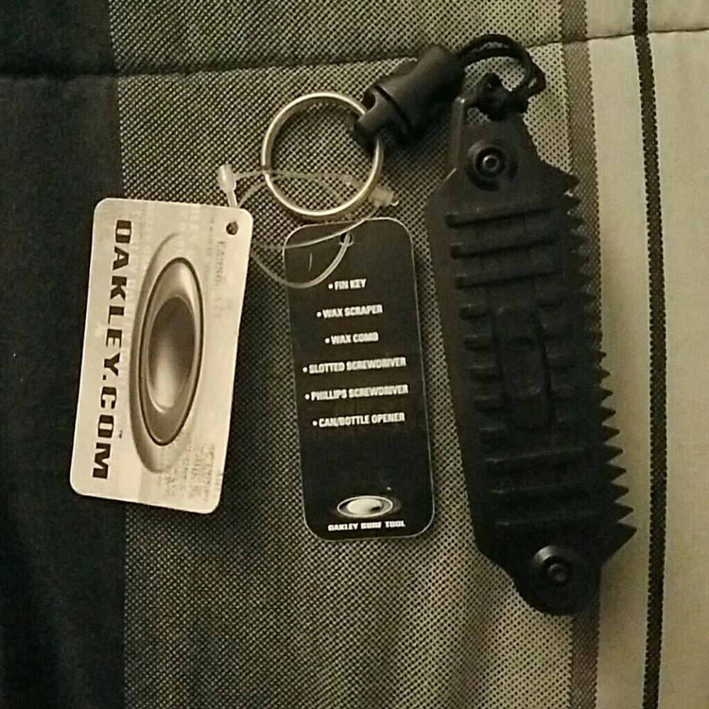 Oakley Surf Tool