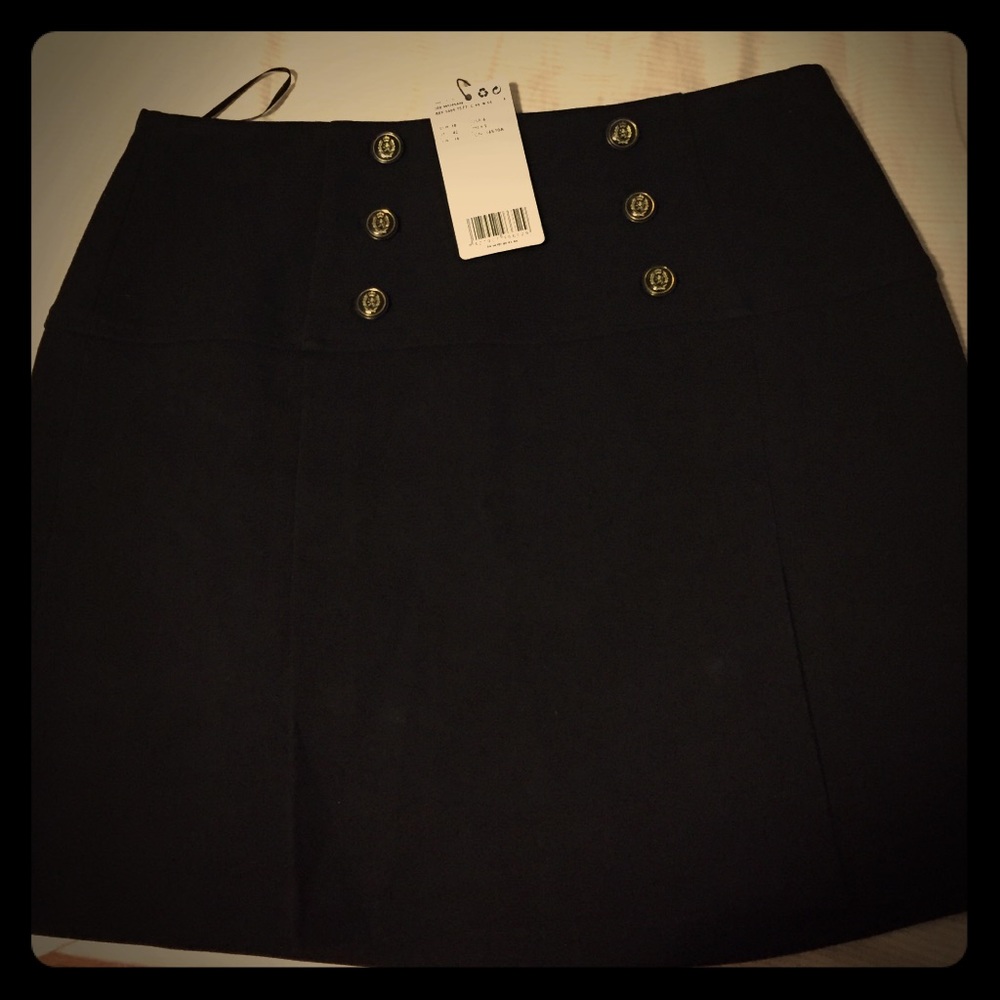 #Available till Friday# Black mini skirt- Mango