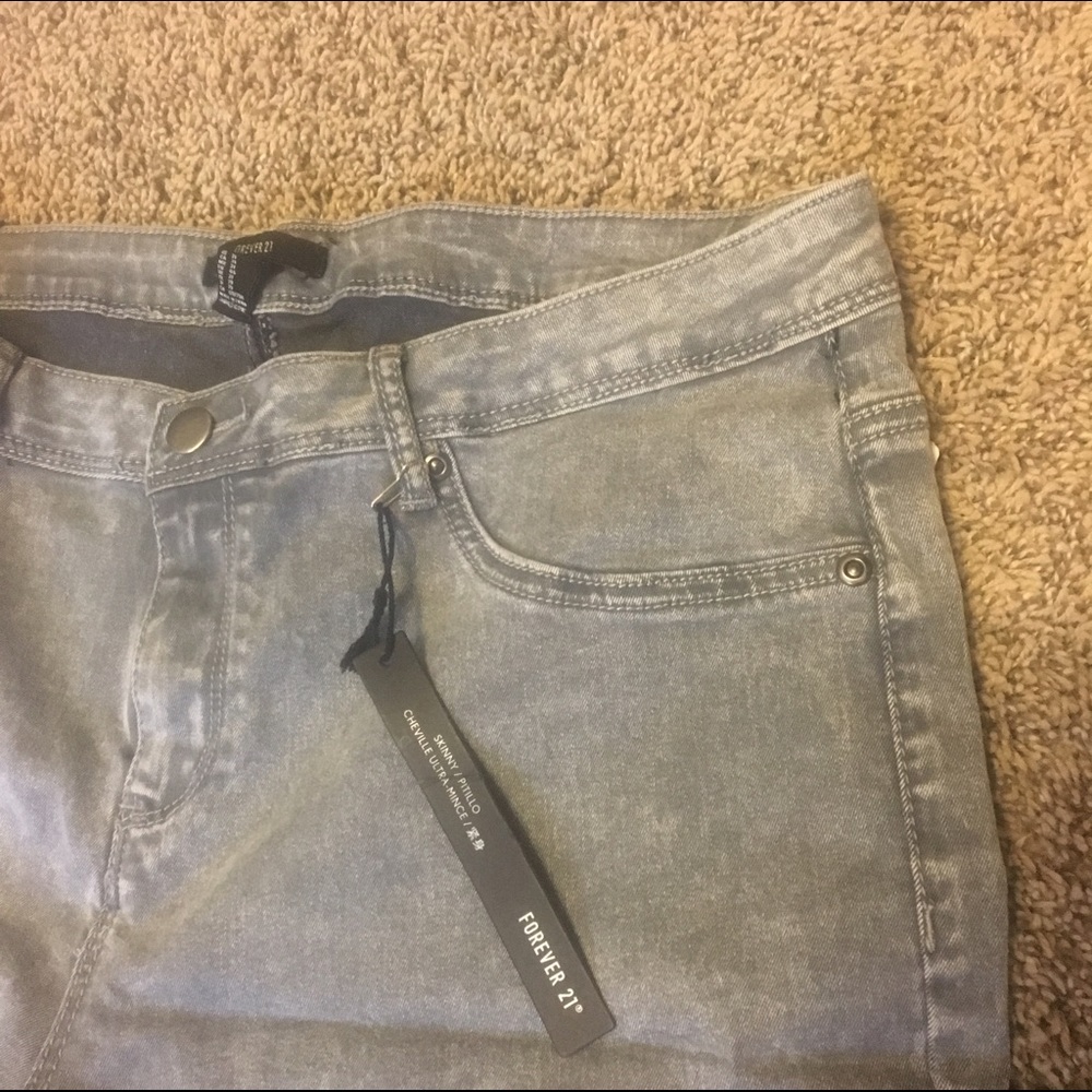 Gray skinny jeans