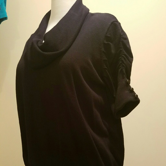 NWOT Soft knit black sweater, excellent  condition - Picture 1 of 3