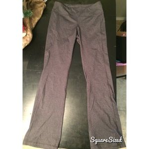 Grey yoga pants size M