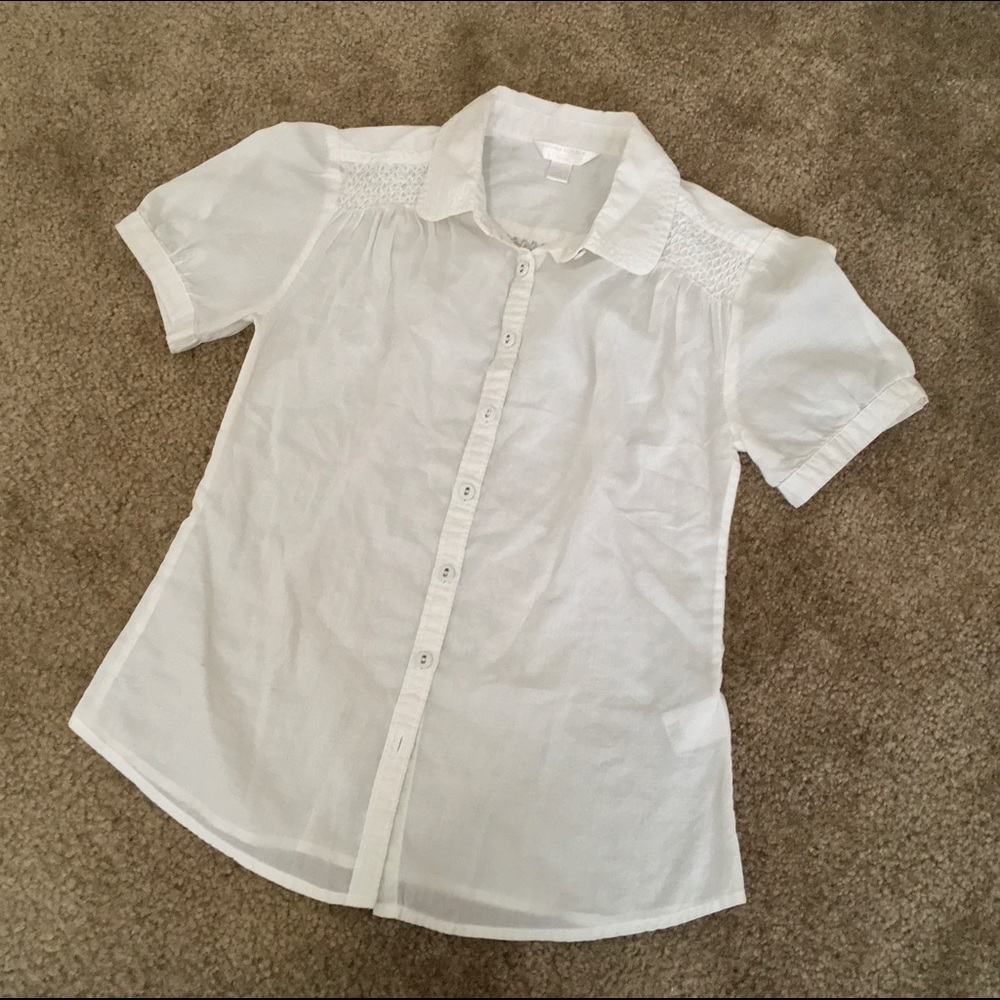 ✨Like New✨ White Banana Republic Button Down