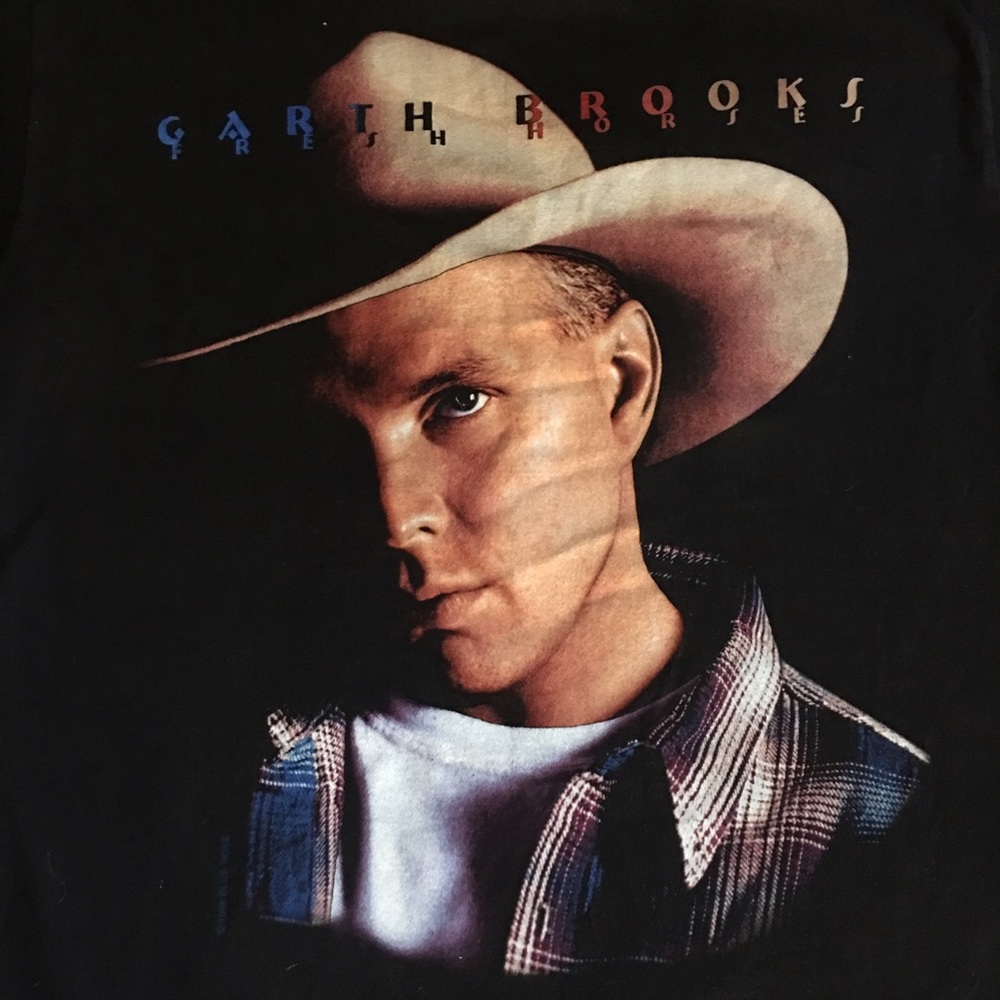 Garth Brooks tee
