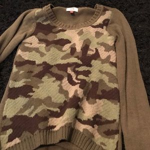 Women's M camouflage sweater