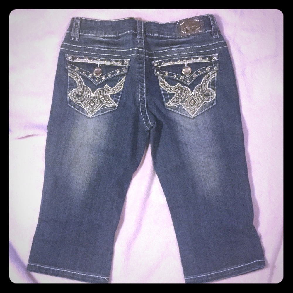 (New) Miss Chic Long Short Pants. Size5.