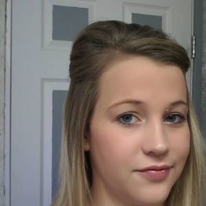 Meet your Posher, Nickie