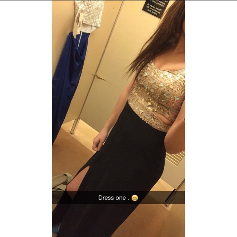 Prom dresses sizes 3/4 5/6