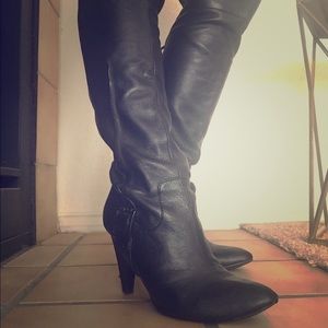 Over-the-knee black pleather heeled boots