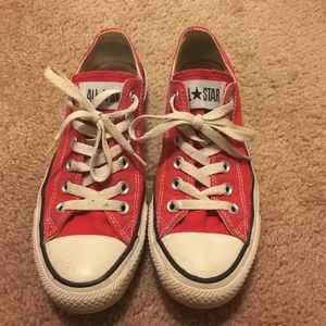Red classic converse women's size 6.5