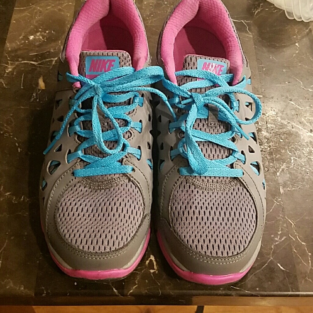 nike dual fusions