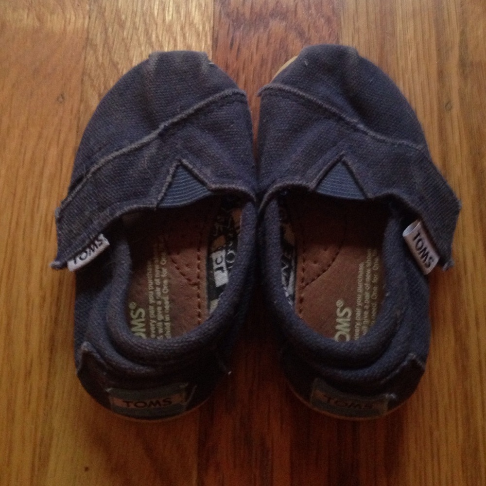 Baby toms