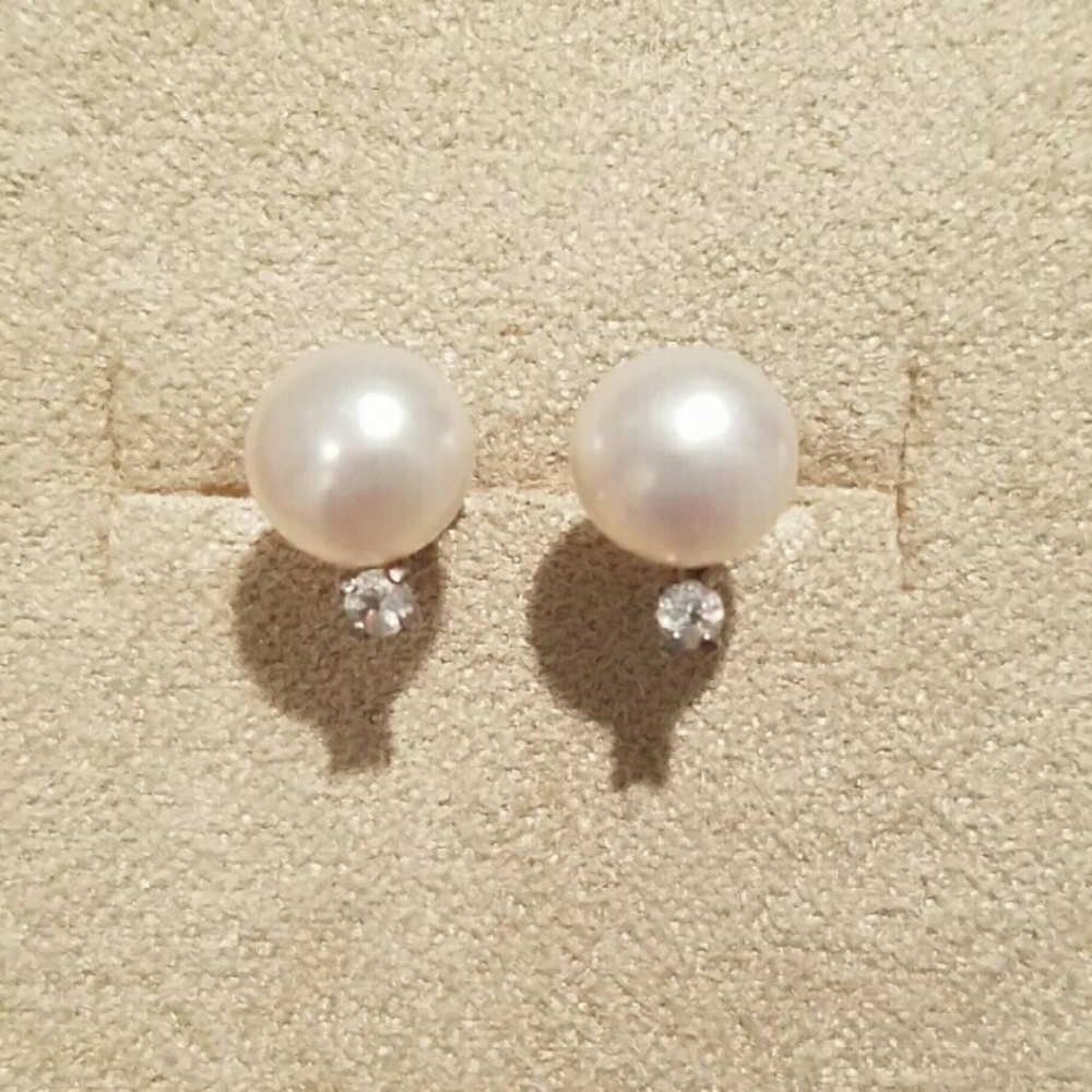 Pearl Stud Earrings