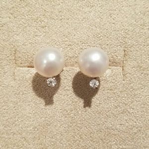 Pearl Stud Earrings