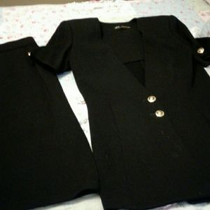 St.John Basics 3piece suit