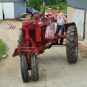 Meet your Posher, Polly