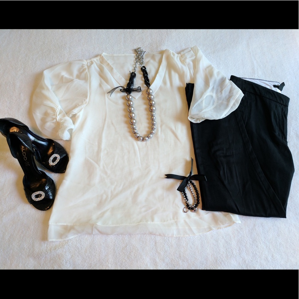 ✨Like New✨ Sheer Real Coco Blouse