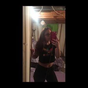 Meet your Posher, Ally