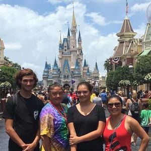 Meet your Posher, Anna