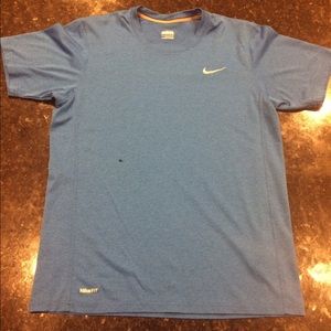 Nike dri-fit top