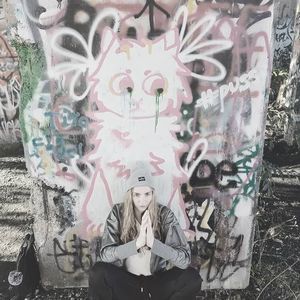 Meet your Posher, Cara