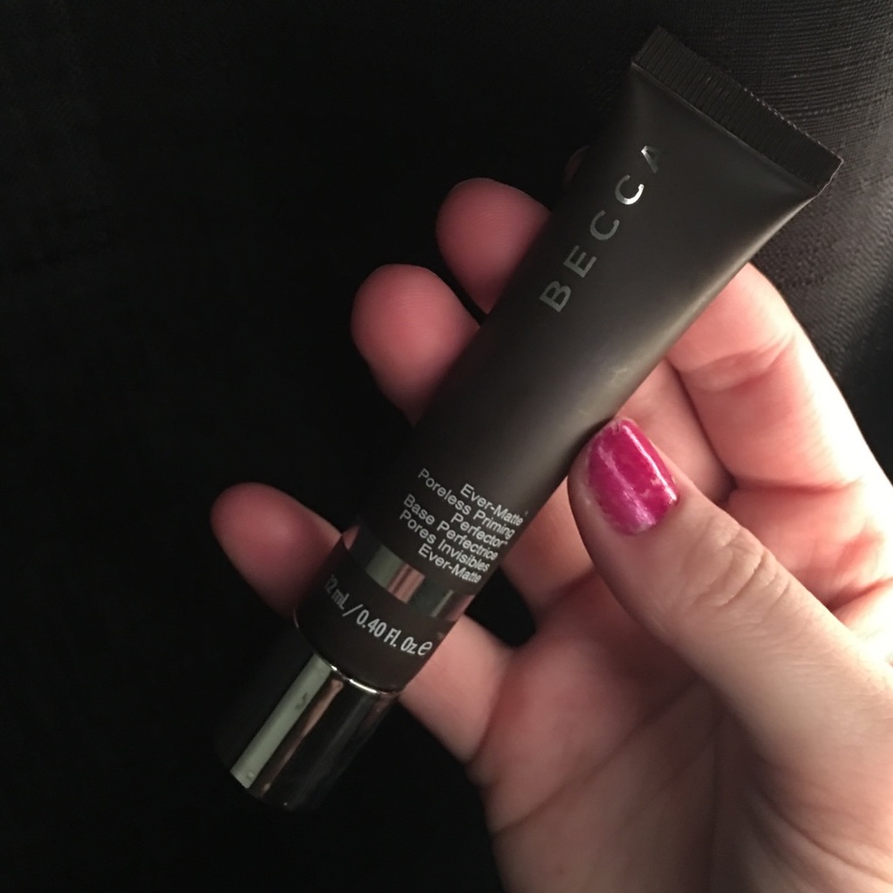 BECCA pore-perfecting primer💓