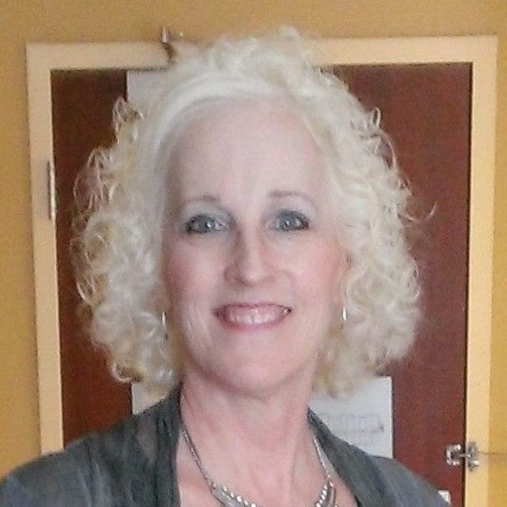 Meet your Posher, Linda