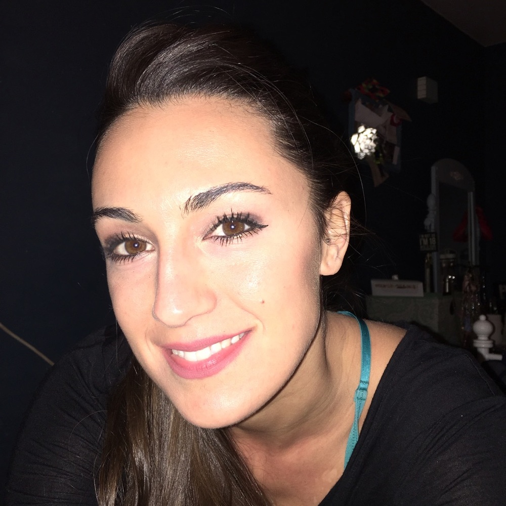 Meet your Posher, Jennifer