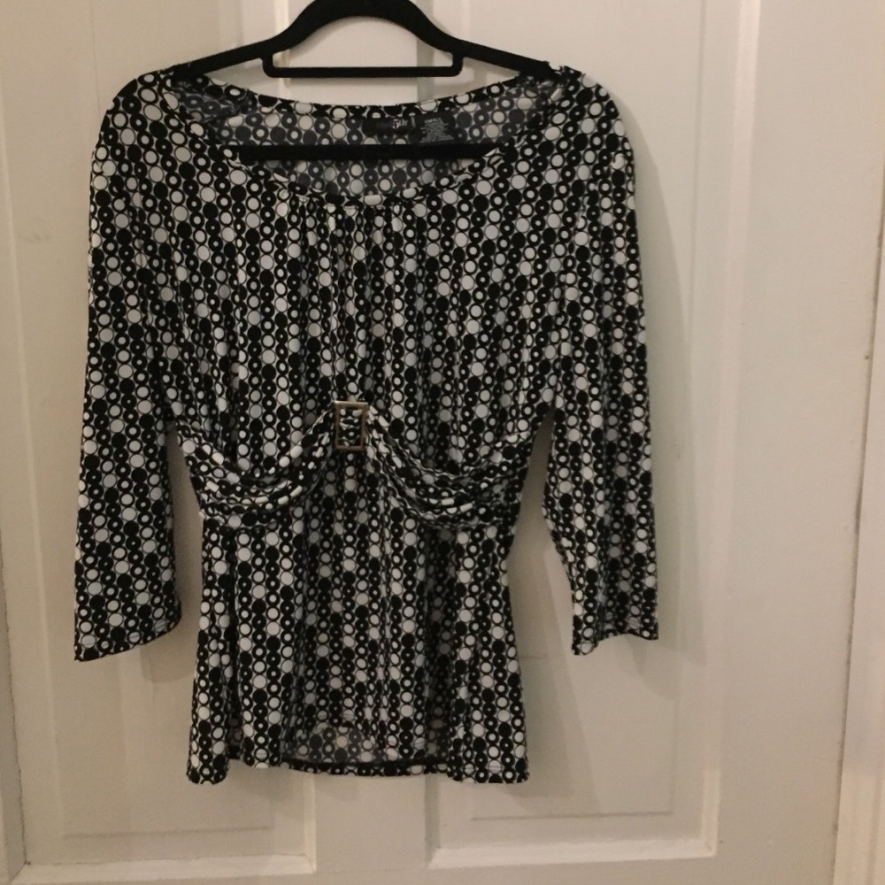 East 5th top black and white size small
